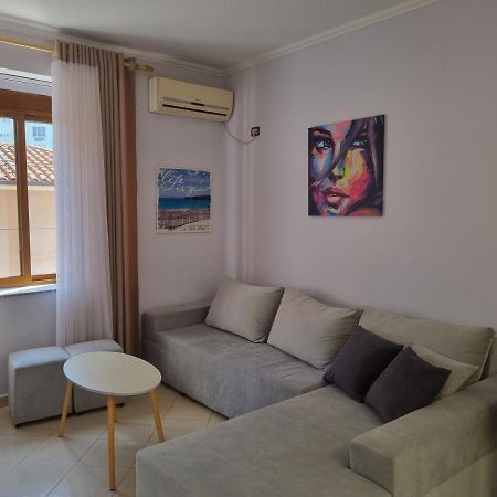 Glamorous Apartment In Tirana Exterior foto
